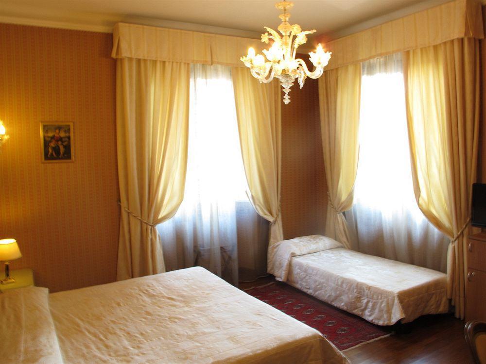 C-Hotels De Rose Palace Florence Ngoại thất bức ảnh
