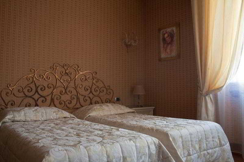 C-Hotels De Rose Palace Florence Ngoại thất bức ảnh